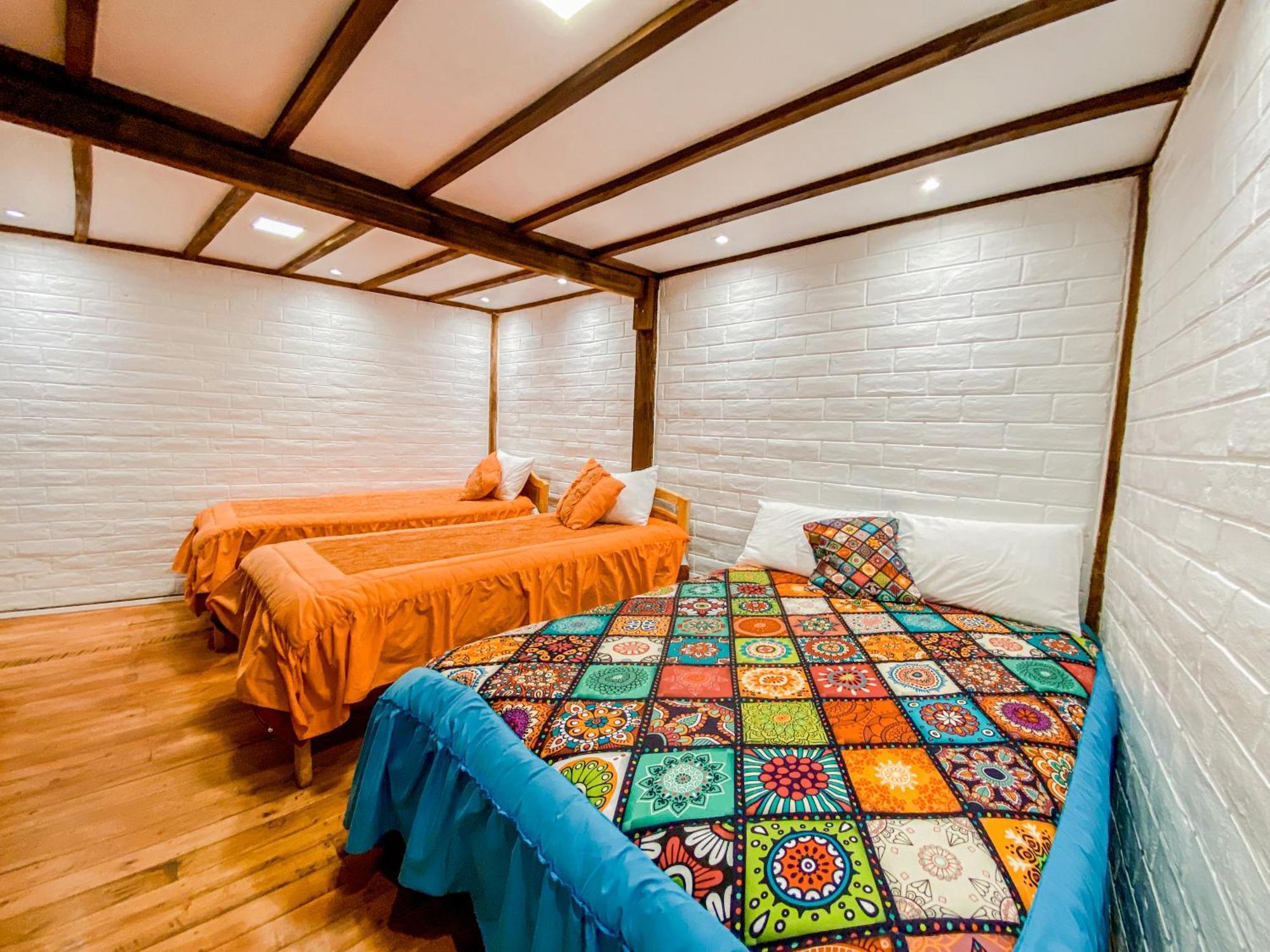 Chuza Longa Home Guamote Exterior photo